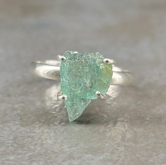 Jewelry - Native Zimbabwe Raw Emerald Gemstone Ring Size 7 Sterling Silver Boho Jewelry